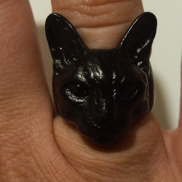Black cat ring - Picture 3 of 11